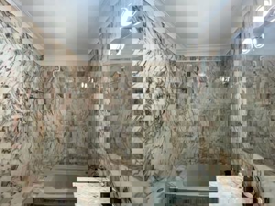 Large bathroom in the Buenavista The Blue Oyster property, Los Gigantes.