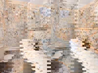 Complete bathroom of the entire service at Buenavista The Blue Oyster, Los Gigantes.