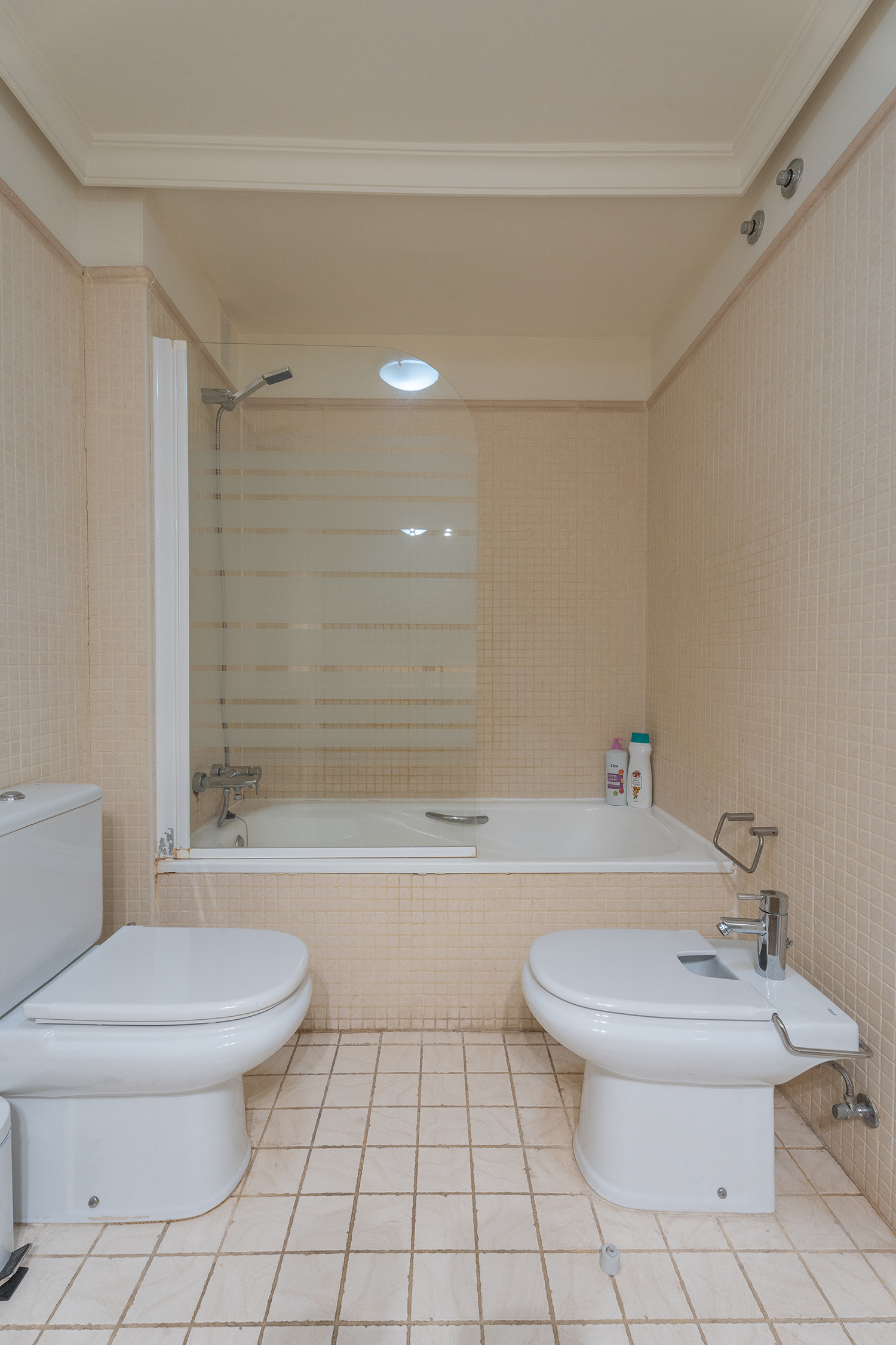 Bathroom with complete service at Teide View, Los Gigantes, Canary Islands.