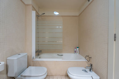 Modern shower screen in the bathroom of Teide View Balcones de Los Gigantes.