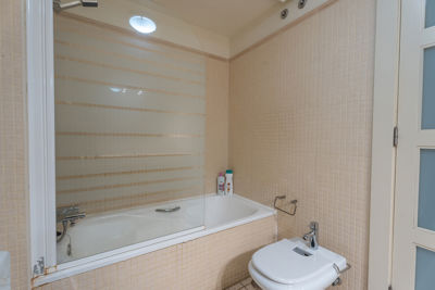 Large bathtub in the bathroom of Teide View Balcones de Los Gigantes.