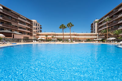 Spacious large pool at Teide View, Balcones de Los Gigantes.