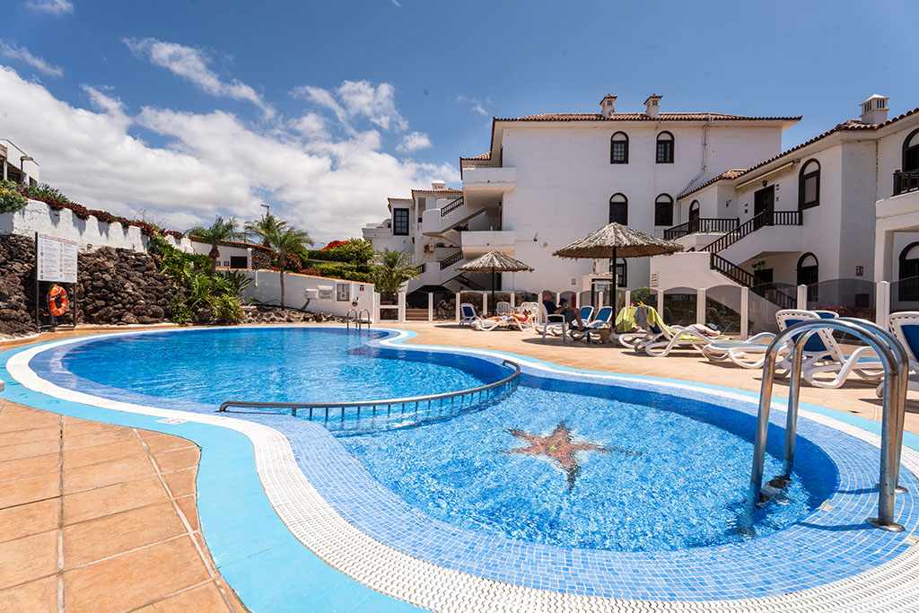 Pool at Amarilla Golf Marina Apartment in Canary Islands