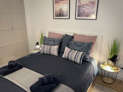 Bright bedroom in Orlando Sea View, Costa Adeje, with natural light.