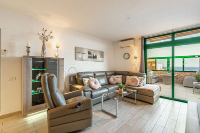 Grand Luxury Tranquil Waters